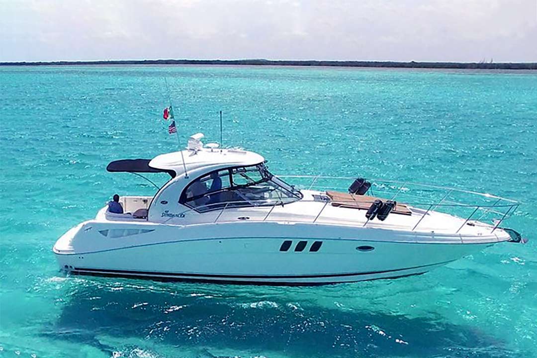 yacht, sea ray 40 feet