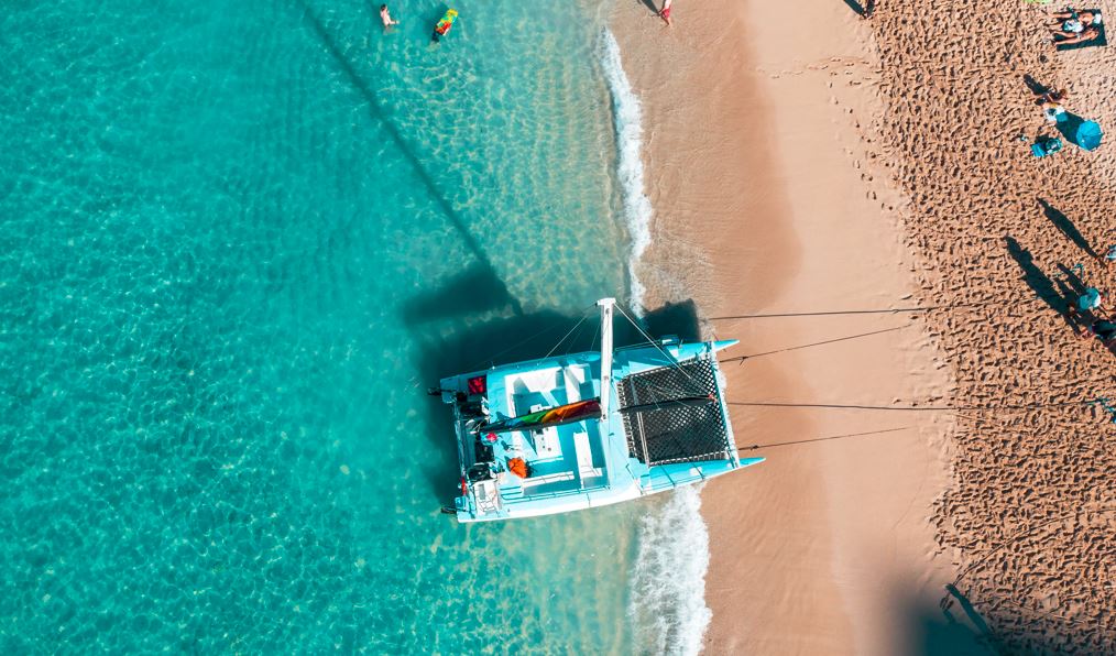 Catamaran Tulum; catamaran on a beach